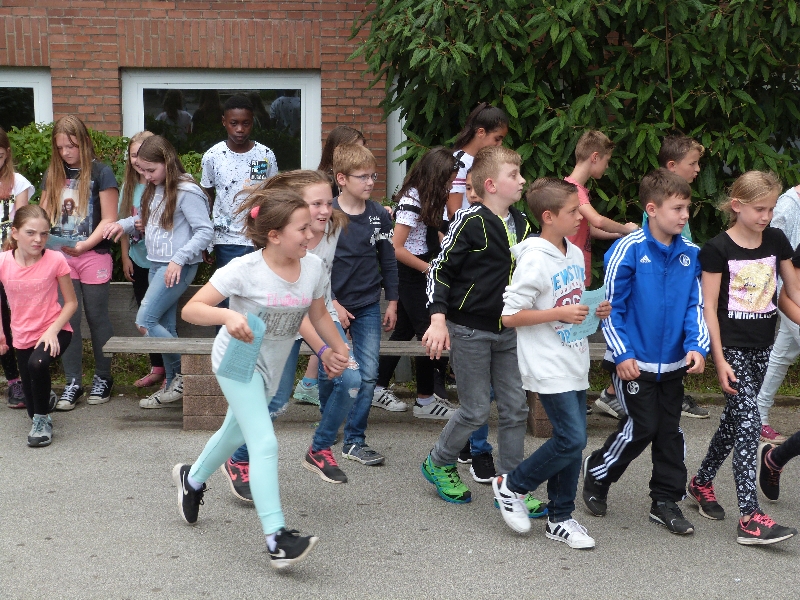 Neuen jungen kennenlernen